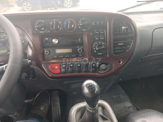 Hyundai County-6