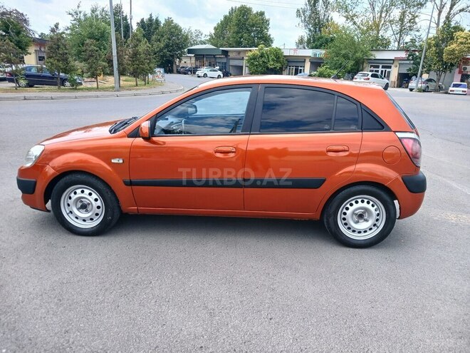 Kia Rio-8