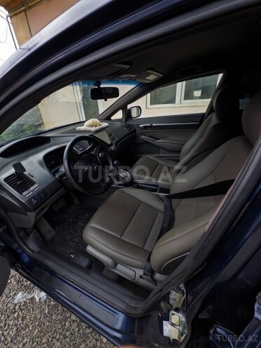 Honda Civic-8