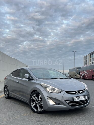 Hyundai Elantra-1