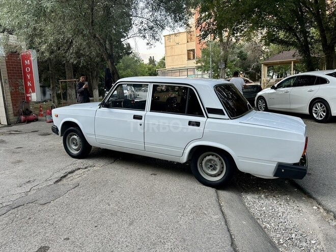 LADA (VAZ) 2107-6
