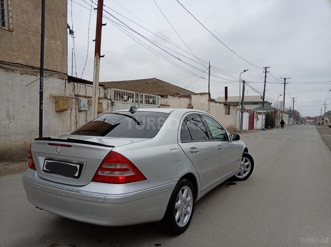 Mercedes C 240-4