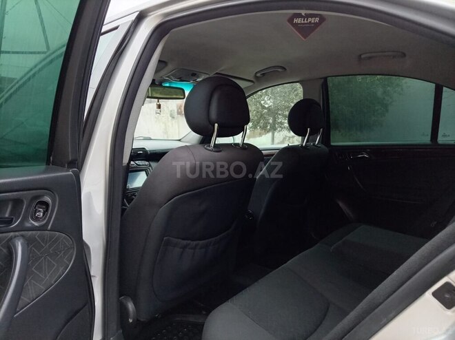 Mercedes C 240-10