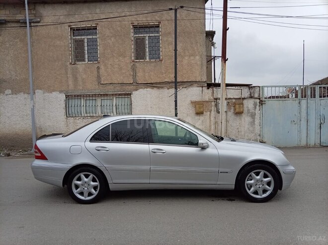 Mercedes C 240-14