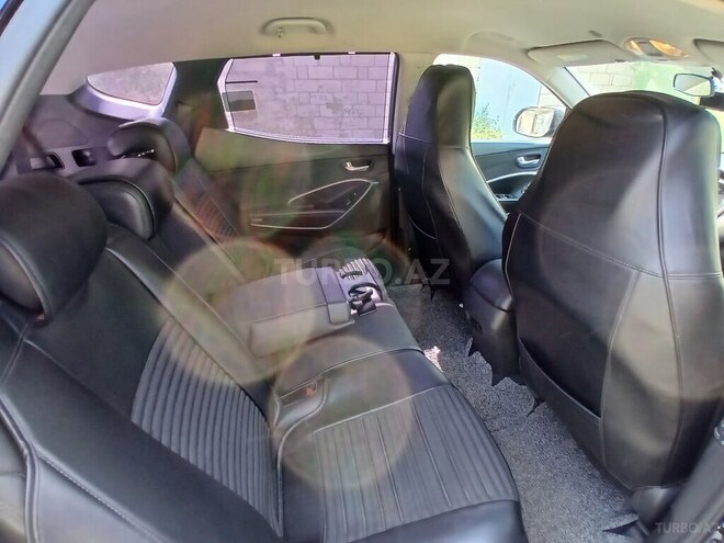 Hyundai Santa Fe-16