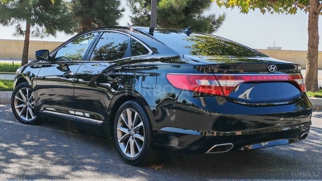 Hyundai Grandeur-5