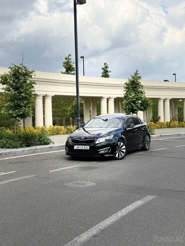 Kia K5-1