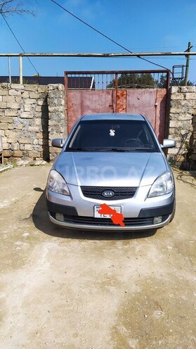 Kia Rio-1