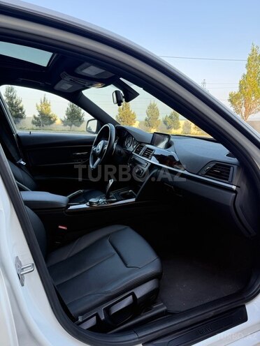 BMW 320-12