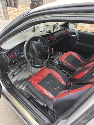 Opel Vectra-8