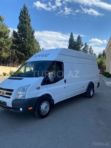 Ford Transit-2