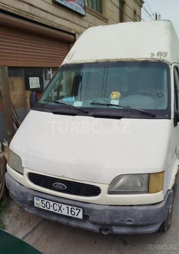 Ford Transit-1