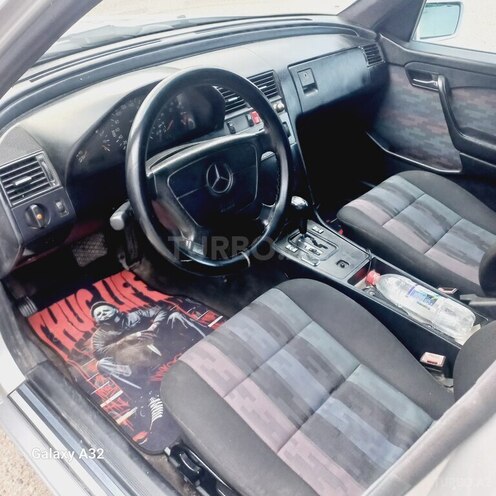 Mercedes C 200-3