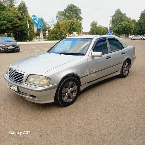 Mercedes C 200-14