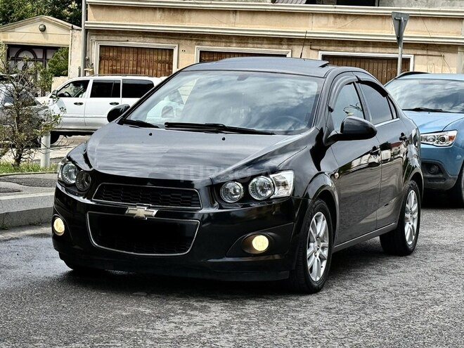 Chevrolet Aveo-1