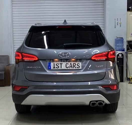 Hyundai Santa Fe-9