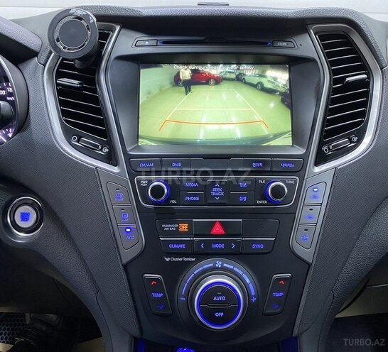 Hyundai Santa Fe-21