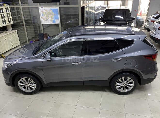Hyundai Santa Fe-8
