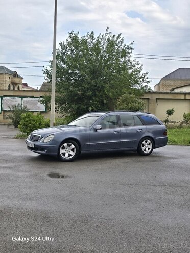 Mercedes E 220-2