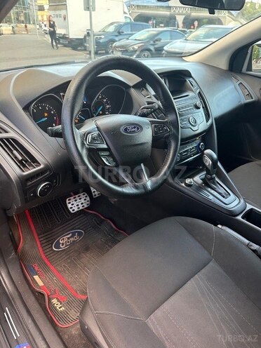Ford Focus-3