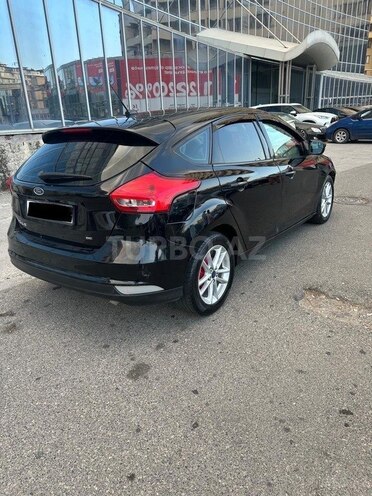 Ford Focus-6
