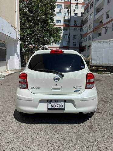 Nissan March-5