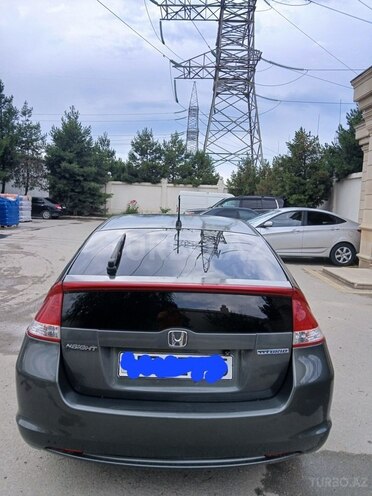 Honda Insight-2