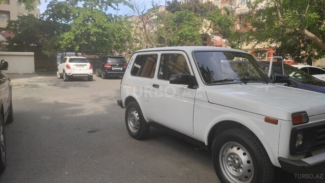 LADA (VAZ) Niva-4