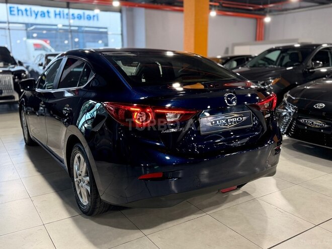 Mazda 3-9