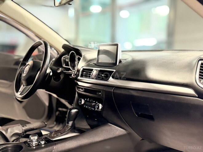Mazda 3-12