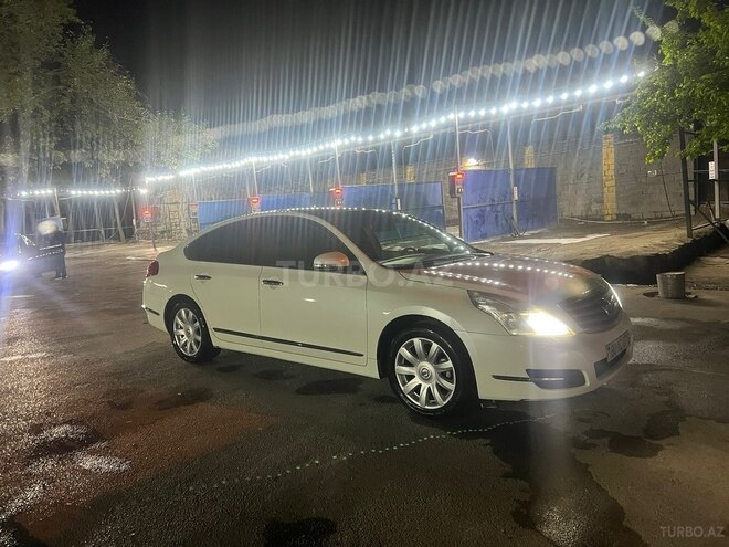Nissan Teana-1