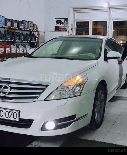 Nissan Teana-4