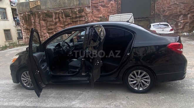 Mitsubishi Mirage-7