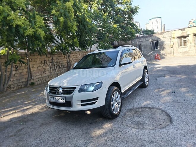 Volkswagen Touareg-2