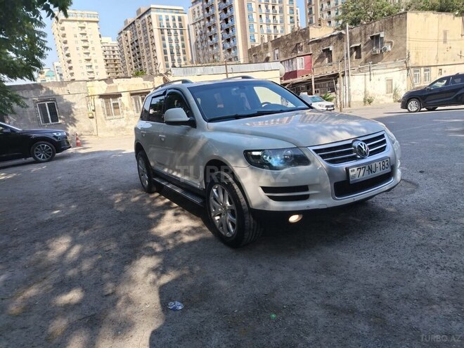 Volkswagen Touareg-3