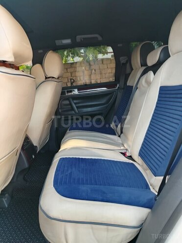 Volkswagen Touareg-10