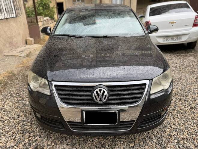 Volkswagen Passat-1