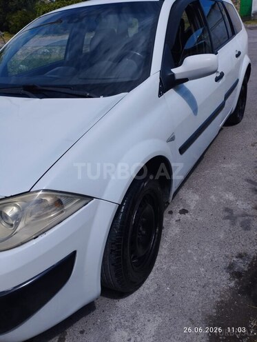 Renault Megane-6