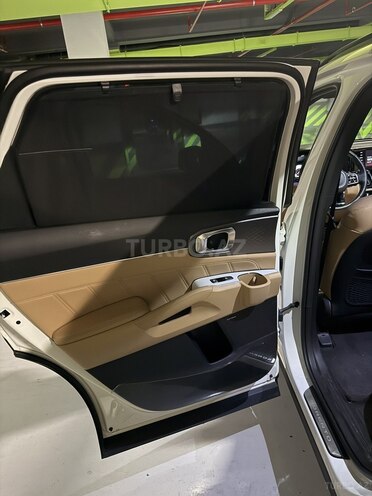 Kia Sorento-16