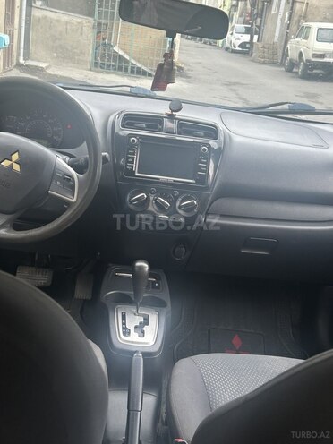 Mitsubishi Mirage-4