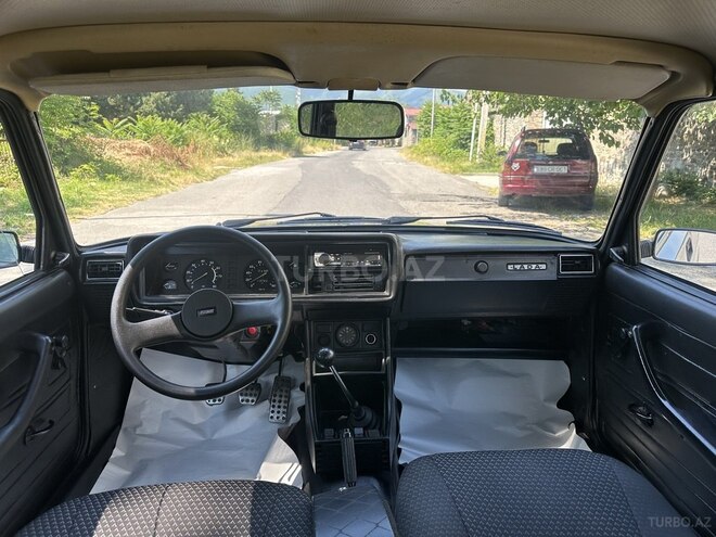LADA (VAZ) 2107-10