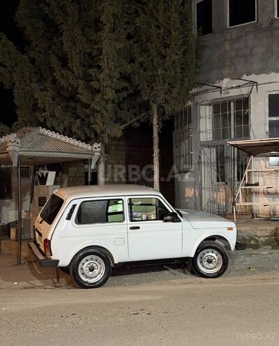 LADA (VAZ) Niva-6