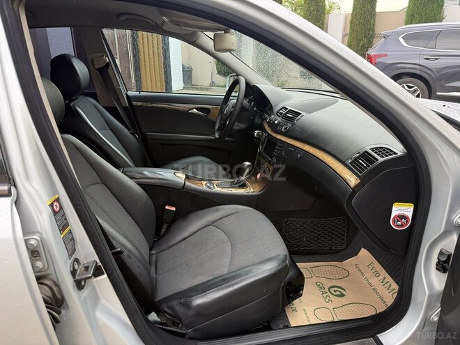 Mercedes E 220-7