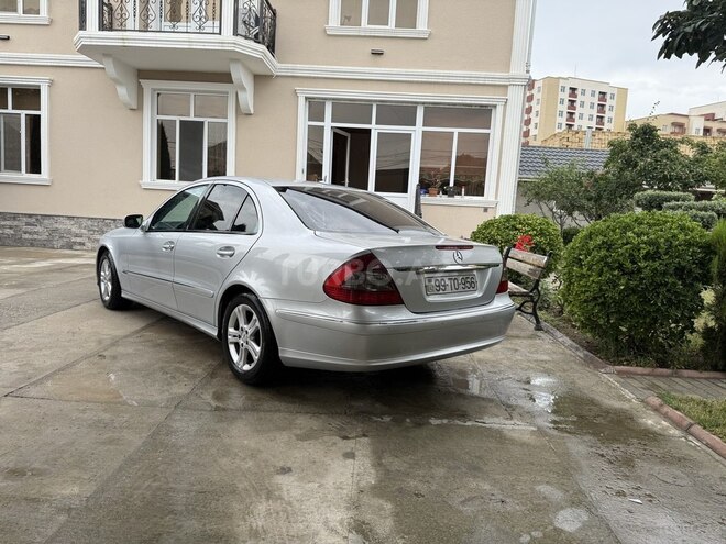 Mercedes E 220-5