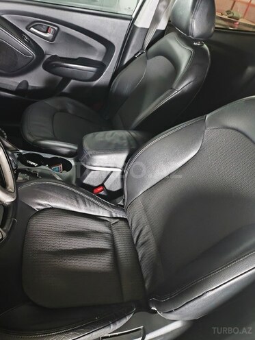 Hyundai ix35-10
