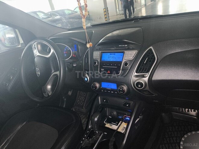 Hyundai ix35-17