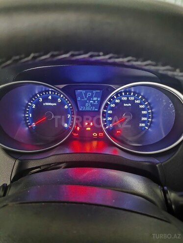 Hyundai ix35-7