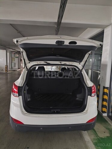 Hyundai ix35-15