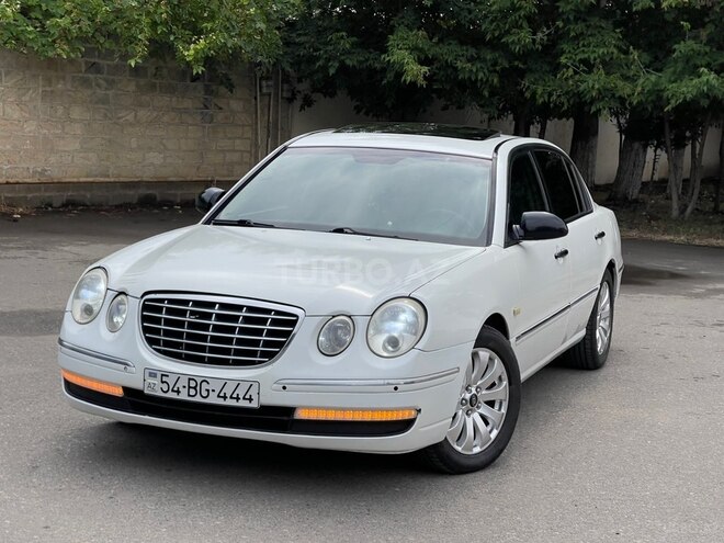 Kia Opirus-1