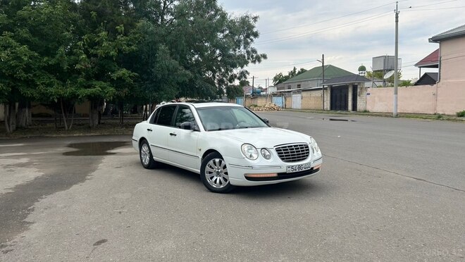 Kia Opirus-3